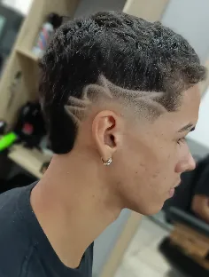 Corte com desenho lateral